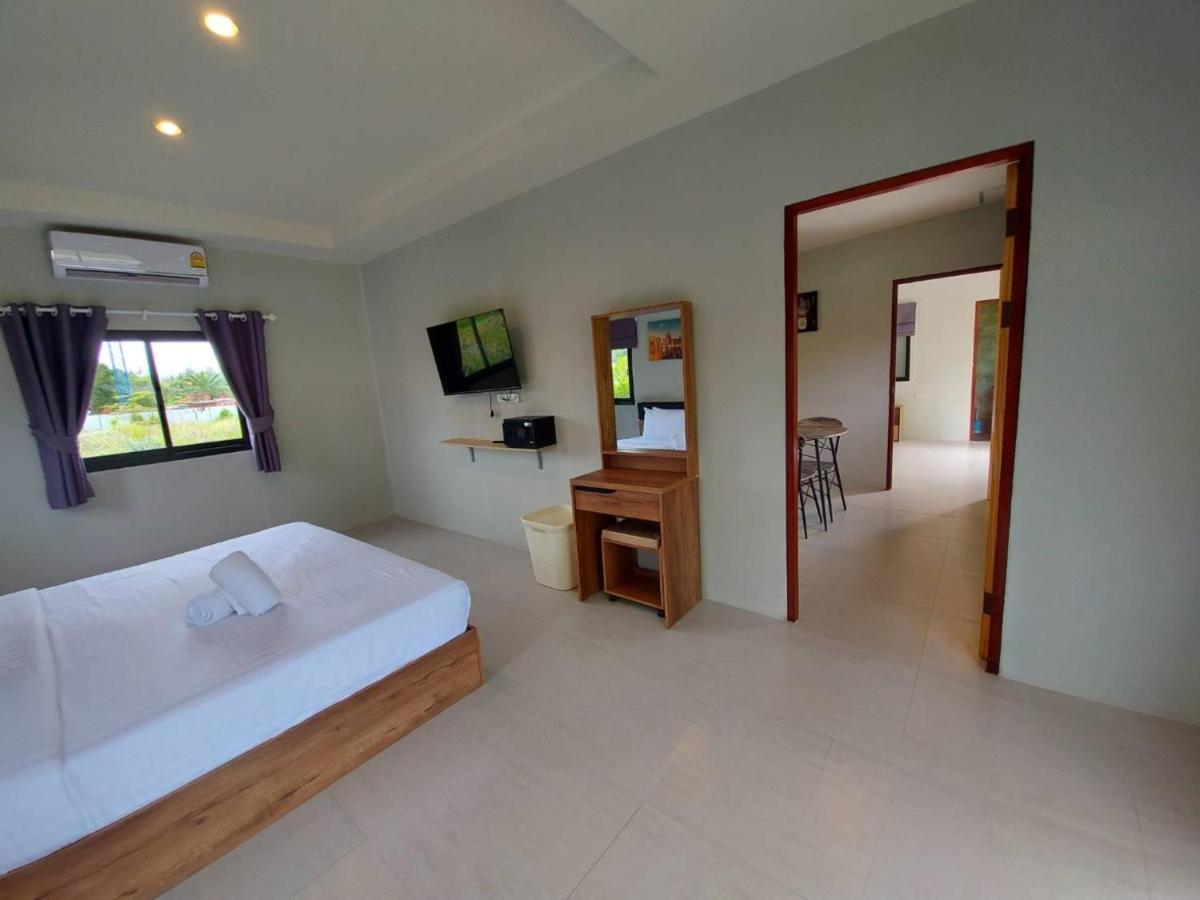 Malinee Resort Bang Tao Beach  Exterior foto